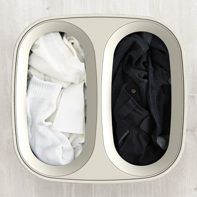 Joseph Joseph Tota 60L Laundry Separation Basket - Ecru detail of the separate baskets