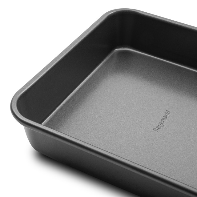 Sagenwolf Titanium Series Non-stick Roasting Pan, 39cm Product Detail Image