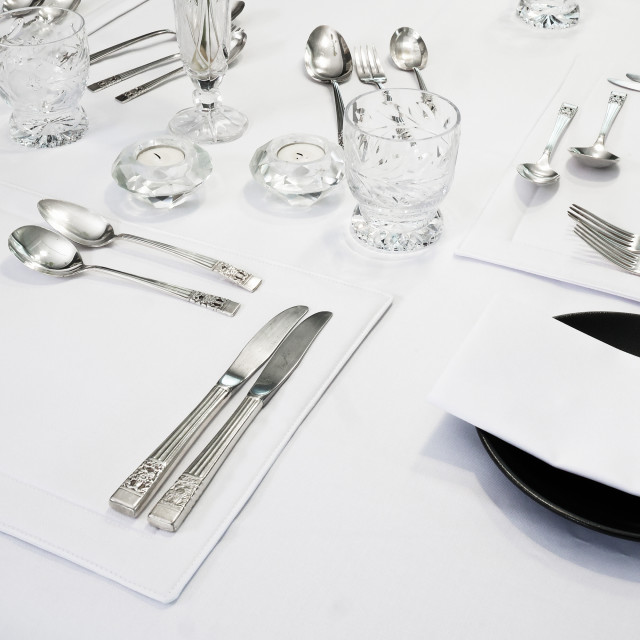 DSA White Polycotton Square Tablecloth