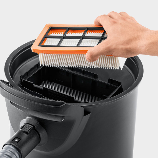 Karcher Fire and Braai Ash Vacuum Cleaner, AD2 filter detail