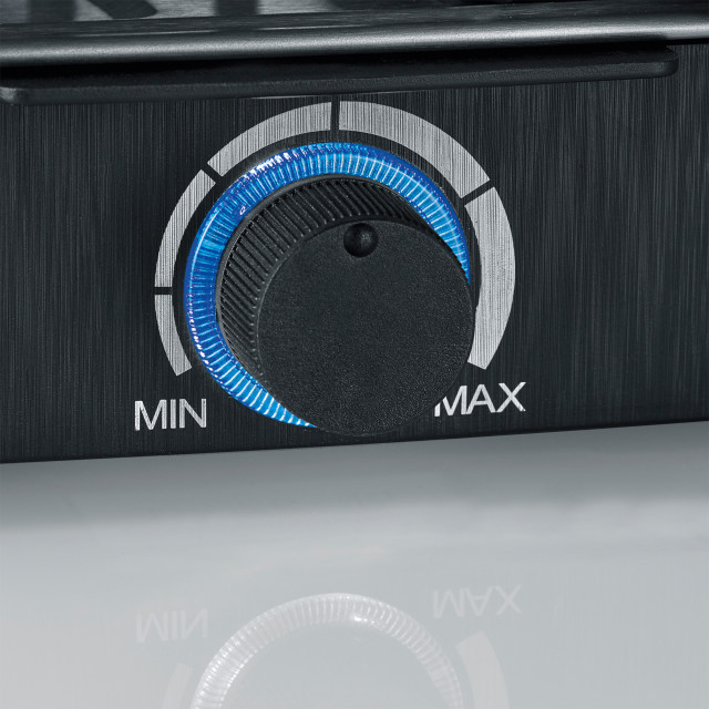 Severin Raclette with Hot Cooking Stone detail of. the variable temperature controller