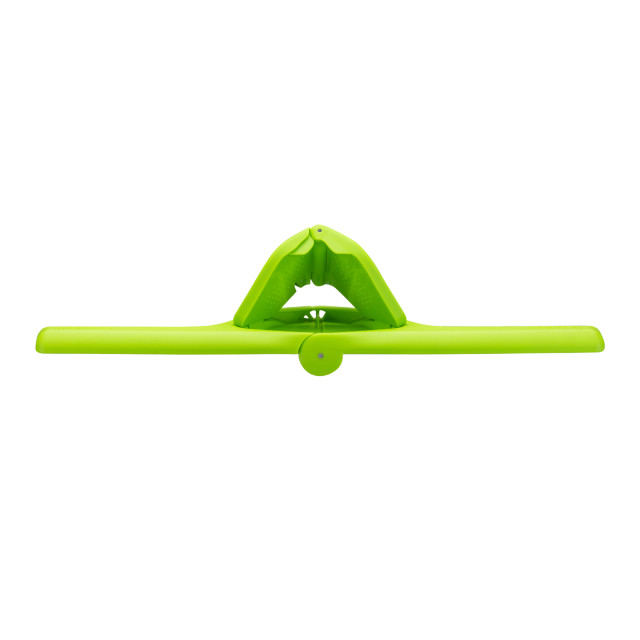 Dreamfarm Lime Fluicer Juicer angle