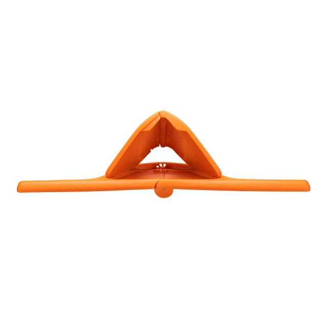 Dreamfarm Orange Fluicer Juicer angle