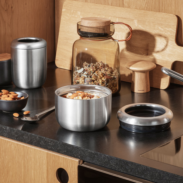 Eva Solo To Go Thermo Mealbox, 640ml - Silver & Black on the kitchen counter
