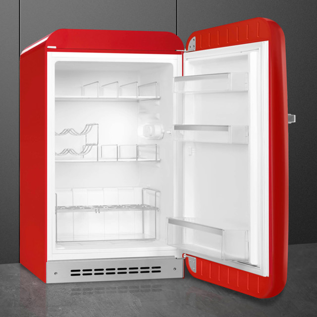 Smeg Retro 50's Style Bar Refrigerator - Fiery Red interior