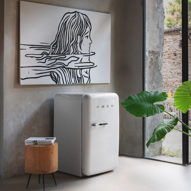 Smeg Retro 50's Style Bar Refrigerator - Ice White in the living room