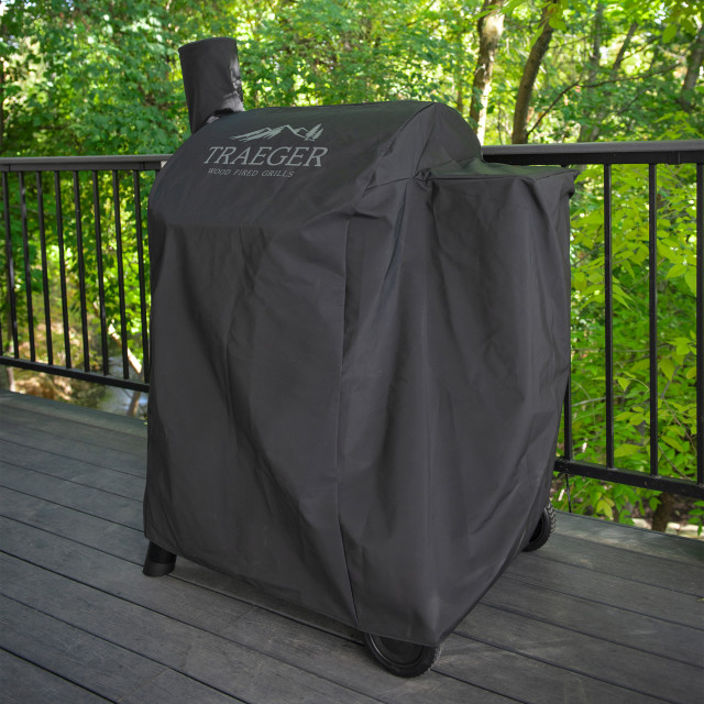 Traeger Pro 575 Cover next to the balcony