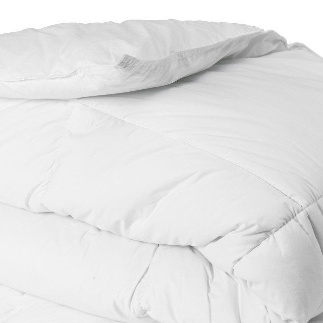 Thread Office Premium Hypoallergenic Microfibre Duvet Inner close up