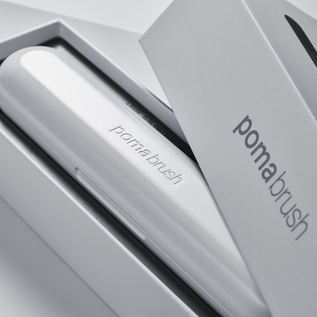 PomaDent PomaBrush Electric Toothbrush Set - Black & White