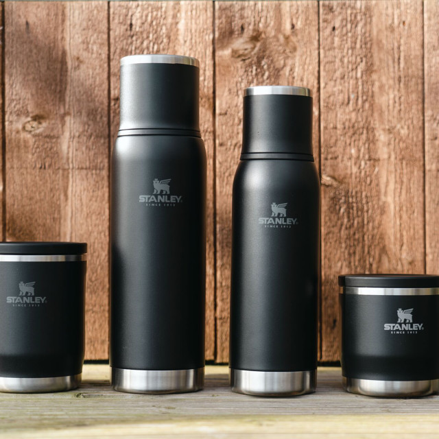 Stanley The Adventure To-Go Bottle, 1L - Black set