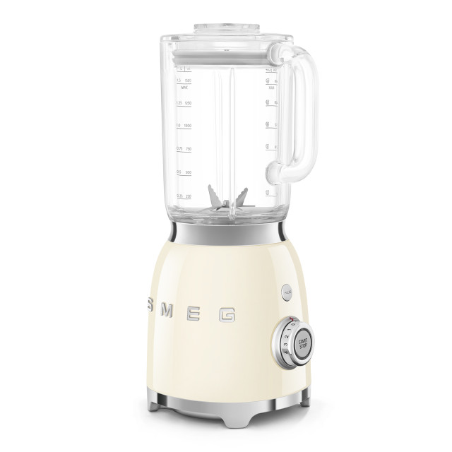Smeg Retro Jug Blender, 1.5L - Vintage Cream angle