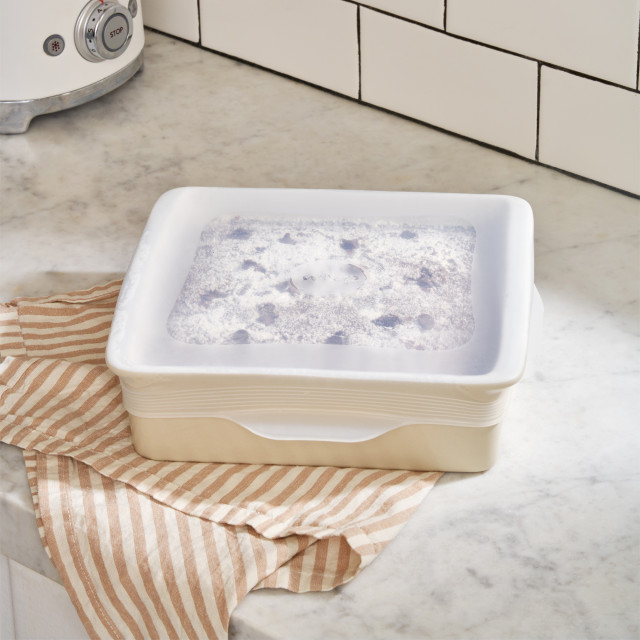 W & P Large Stretch Baking Lids, Set of 3 on the kitchen counter with casserole dishes