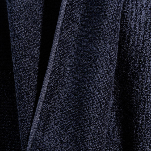 Thread Office Plain Evolution 500gsm Bath Sheet, 86cm x 160cm - Dark Blue - Close Up Detail