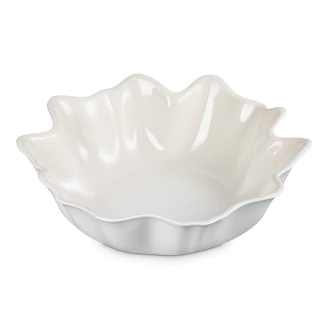 Le Creuset Stoneware Ruffle Serving Bowl, 3.8L - Meringue