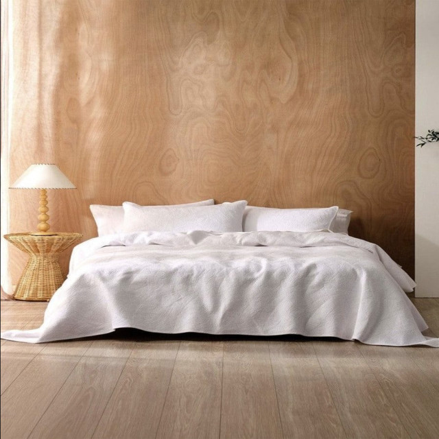Linen House White Manon  Coverlet Quilt Set - Single/Three Quarter