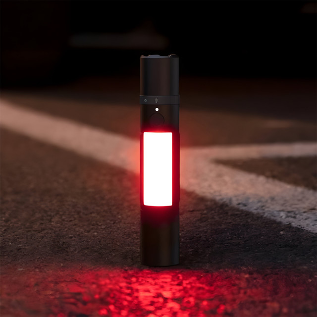 Xiaomi Multifunctional Flash Light on the street