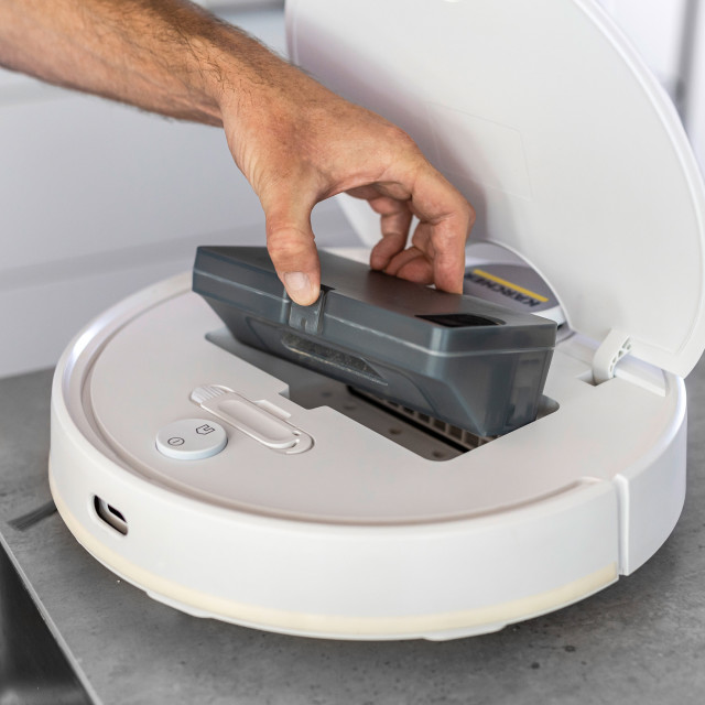 Karcher RCV3 Robot Vacuum Cleaner With Wiping Function detail