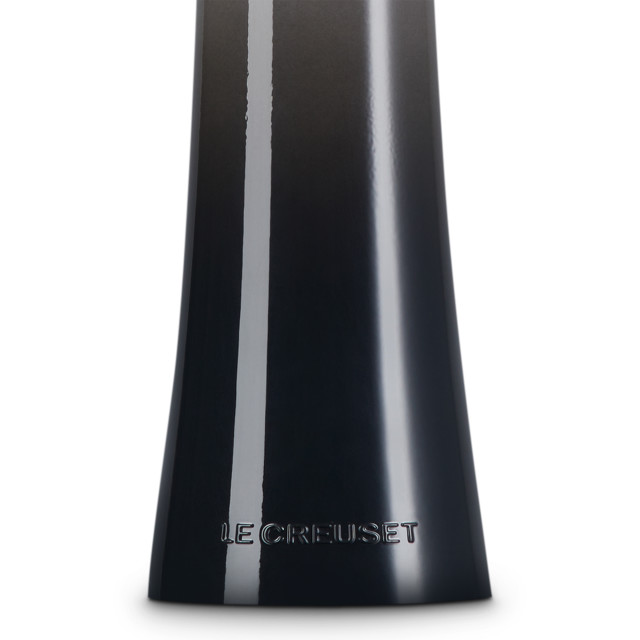 Le Creuset Modern Salt Mill, 21cm - Flint detail