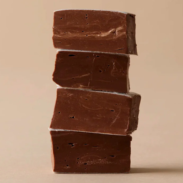 1701 Belgian Chocolate Infused Honey Nougat Box, 160g detail