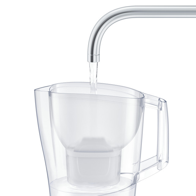 Brita Aluna Water Filter Jug, 2.4L - Detail of water filling jug
