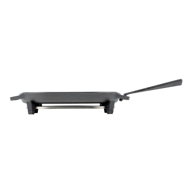 Ooni Cast Iron Sizzler Pan with Stainless Steel Trivet Base angle