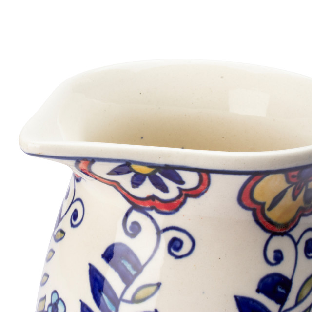 Humble & Mash Ceramic Jug, 3L Spout Detail