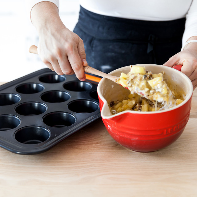 Le Creuset Stoneware Batter Bowl, 2L