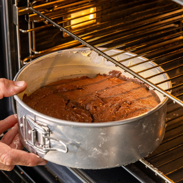 MasterClass Recycled Aluminium Springform Cake Tin, 20cm with a baked cake