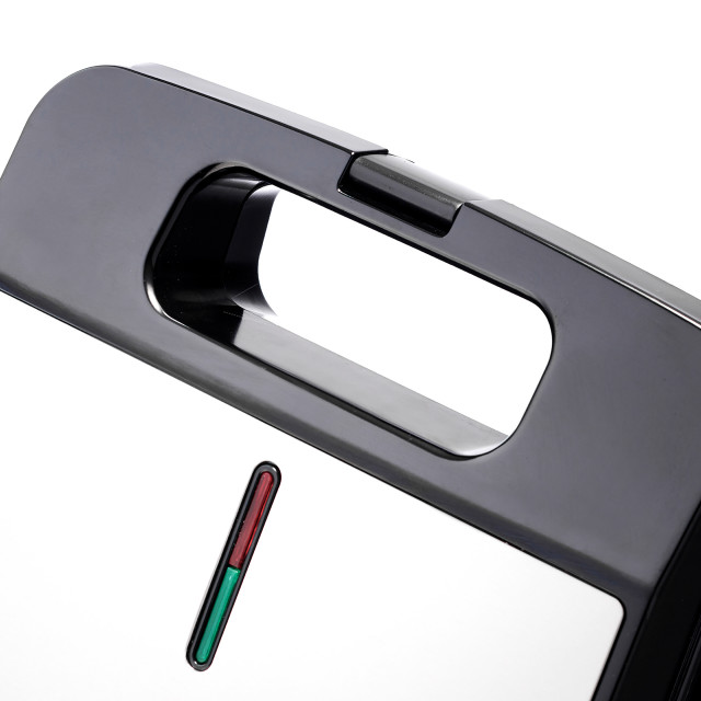 Russell Hobbs 4-Slice Sandwich Maker detail