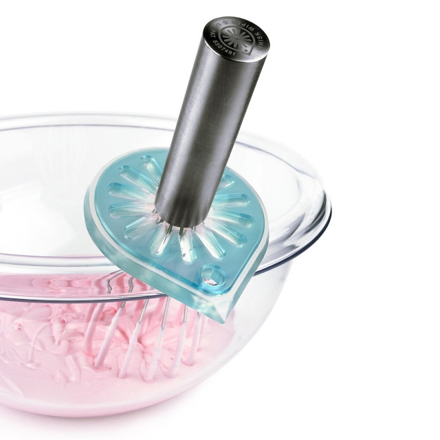 Creative Cooking Whisk Cleaner angle on a whisk