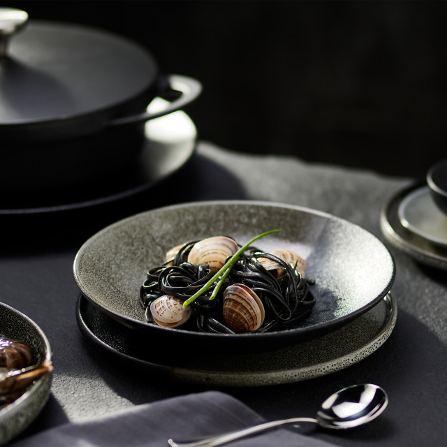 Maxwell & Williams  Umi Footed Bowls, Set of 4 with food on the table