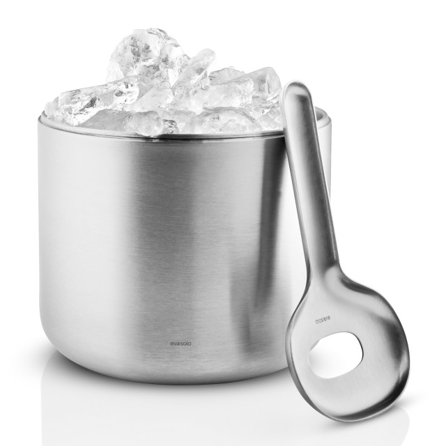 Eva Solo Liquid Lounge Insulated Ice Bucket with Scoop open