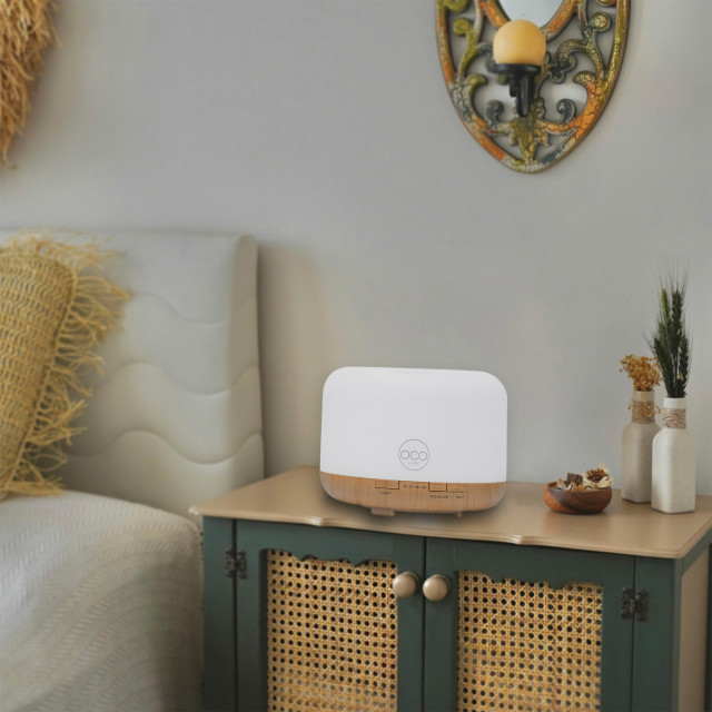 OCO Life Cool Mist Ultrasonic Aroma Diffuser and Oil Blend Set, 500ml in the bedroom