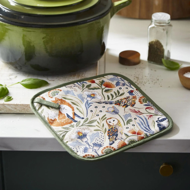 Ulster Weavers Blackthorn Pot Holder on the kitchen counter