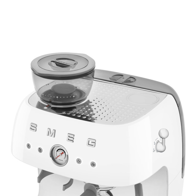Smeg Retro Manual Espresso Coffee Machine with Grinder - White detail