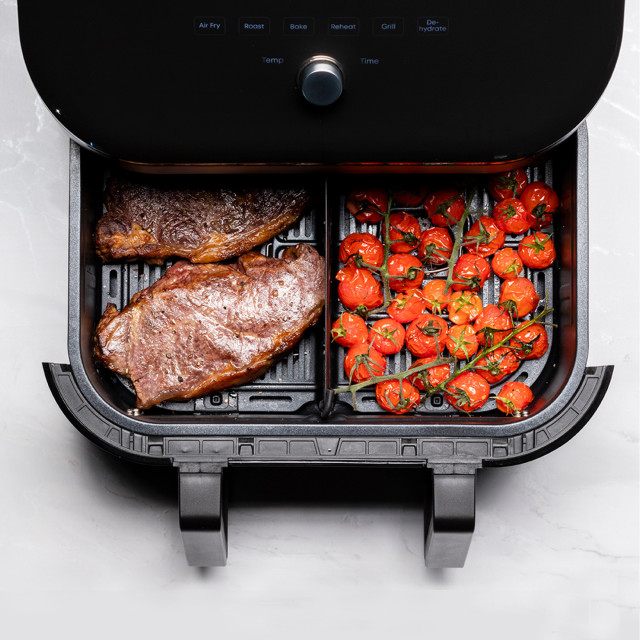 Instant Vortex Plus Versazone 8-in-1 Airfryer with Clearcook Window, 8.5L detail on the kitchen counter