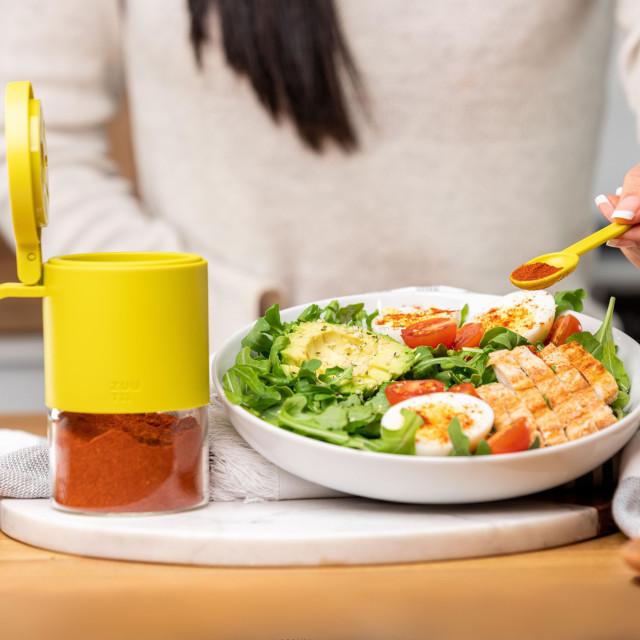 Zuutii Spice Container and Shaker, 300ml - Light Lemon on the table