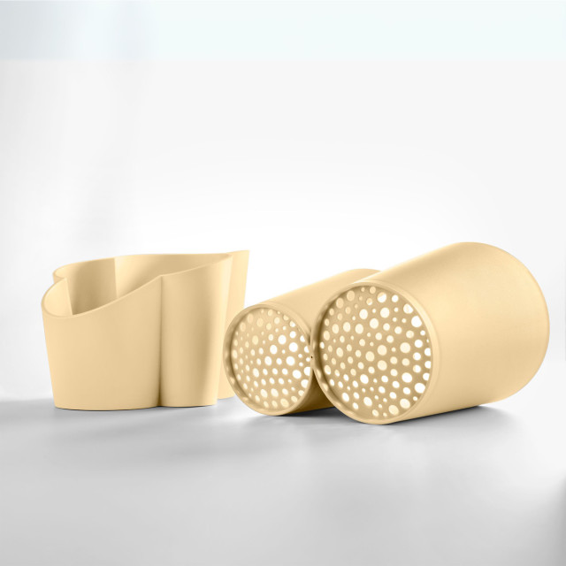 Blim Plus Gocciolo Cutlery Drainer - Desert Light on the kitchen counter