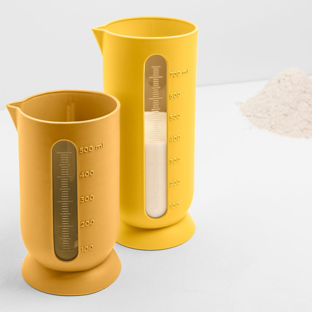 Blim Plus QB Measuring Jug, Medium - Desert Medium on the table