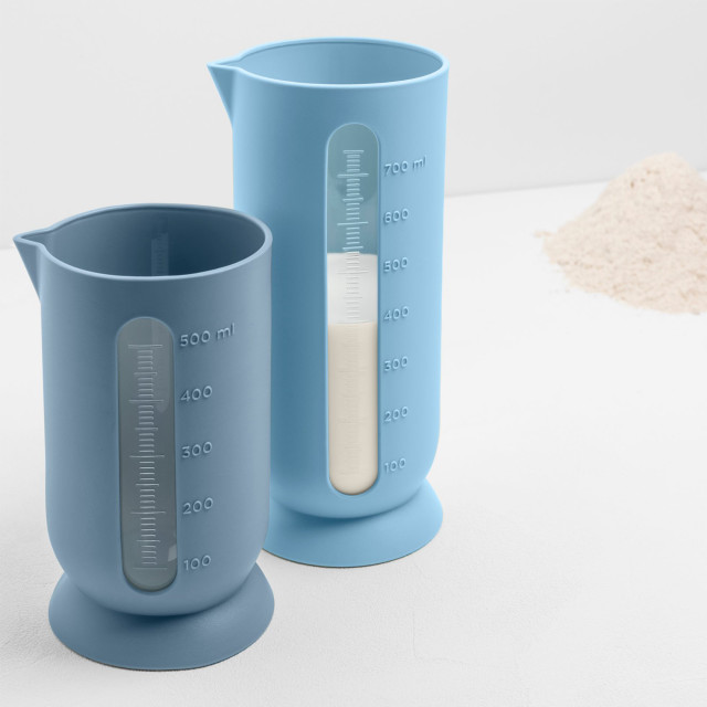 Blim Plus QB Measuring Jug, Small - Ocean Dark on the table