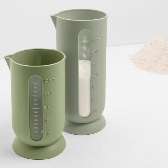 Blim Plus QB Measuring Jug, Small - Forest Dark on the table