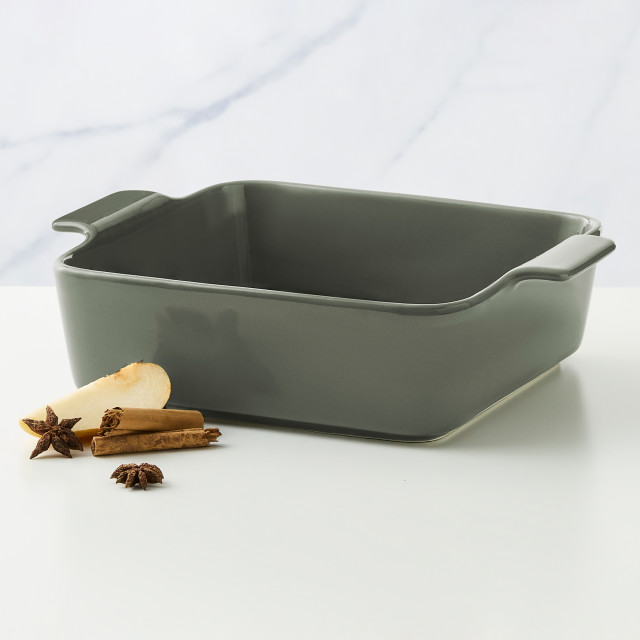 Maxwell & Williams Indulgence Square Dish, 24cm - Sage scale next to apple slice