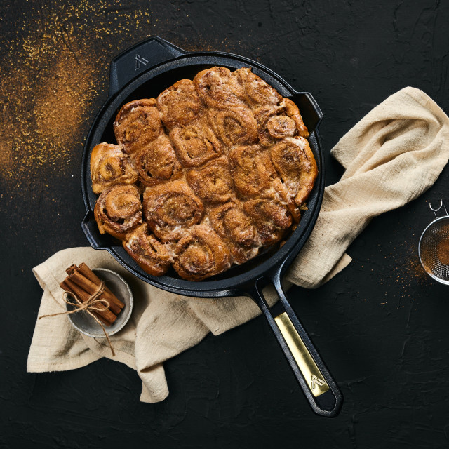 Victoria Signature Soft Seasoned Skillet - 25cm on the table
