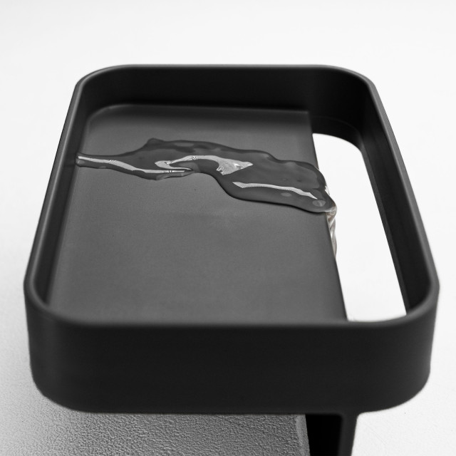 Blim Plus Battigia Sponge Holder - Carbon Black with water