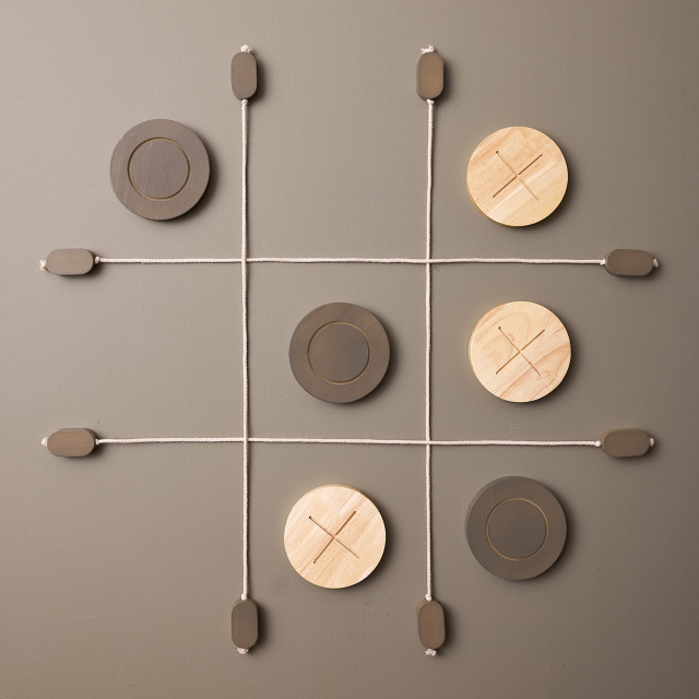 Moments Of Play Noughts and Crosses detail