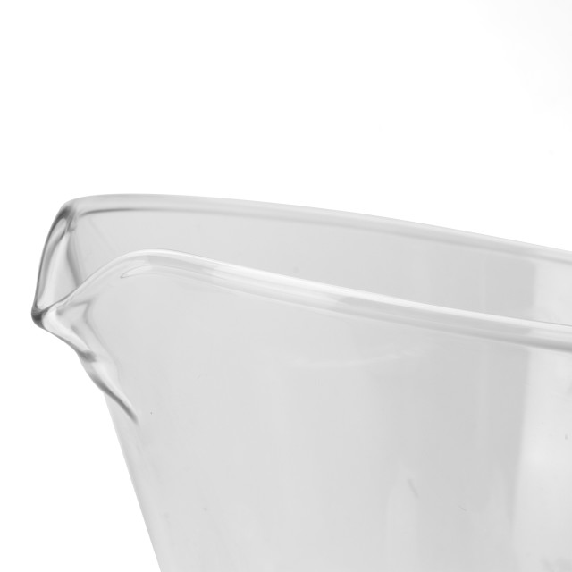 Humble & Mash Glass Jug, 2.25L Detail of the spout