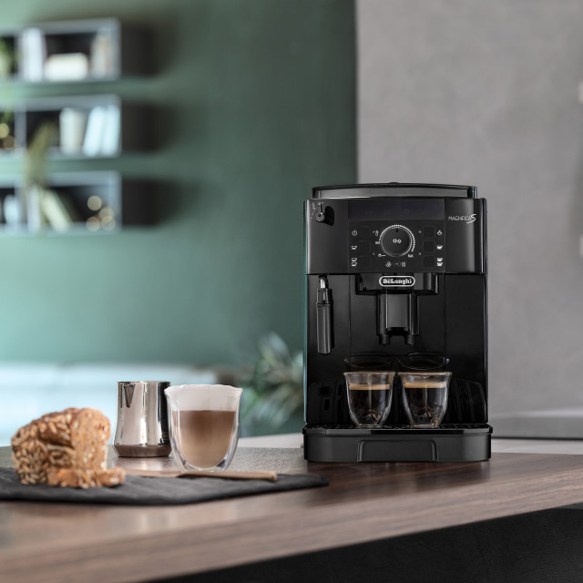 DeLonghi Magnifica S Bean-to-Cup Coffee Machine on the kitchen counter