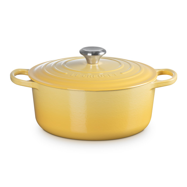 Le Creuset Chamomile Signature 4.2 Litre Round Cocotte, 24cm