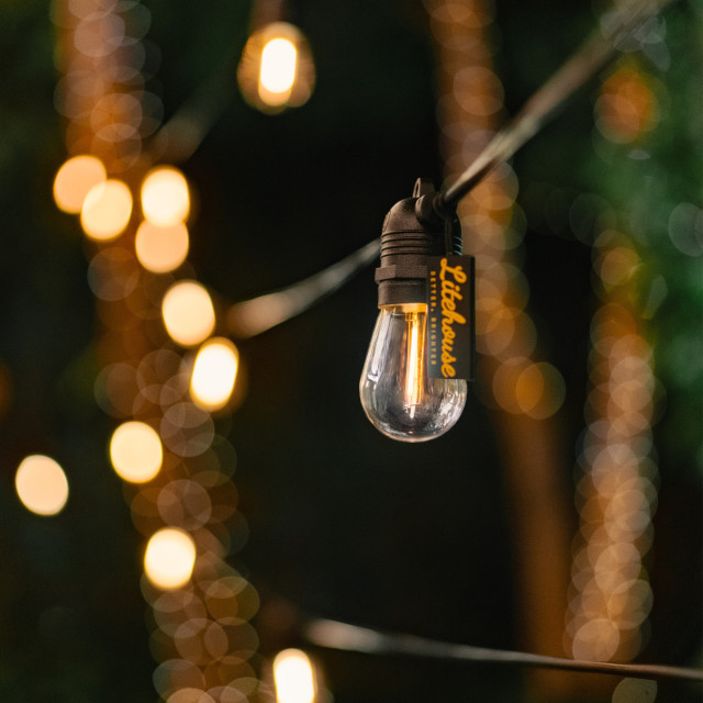 Litehouse Traditional Solar LED Festoon Outdoor Bulb String Lights, 15m lit outdoor