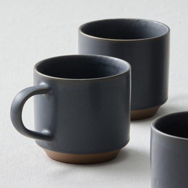 Salisbury & Co Terra Mug, Set of 4 - Charcoal detail